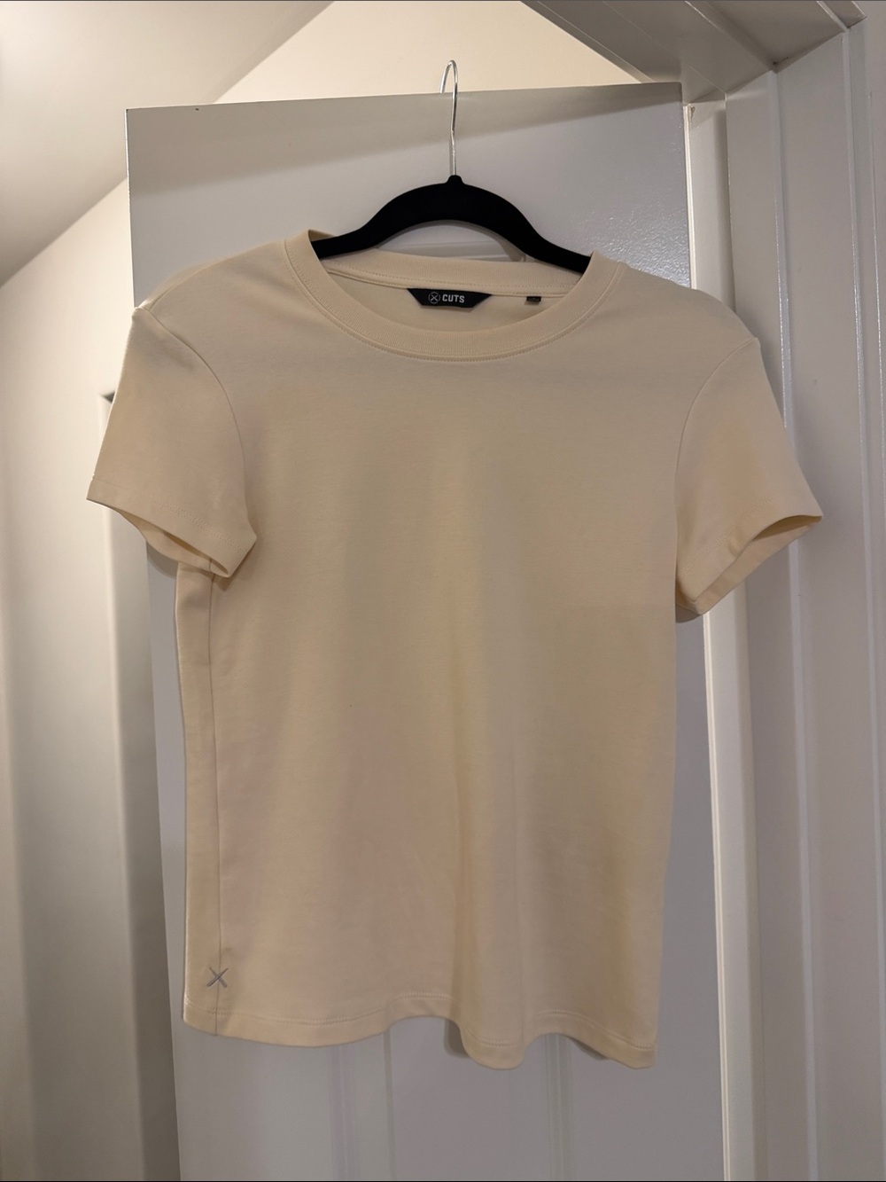 Cuts Clothing Short Sleeve Crew Tee in Cream